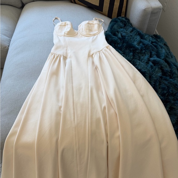 House of CB Samaria corset dress, Regular cup - Picture 3 of 7